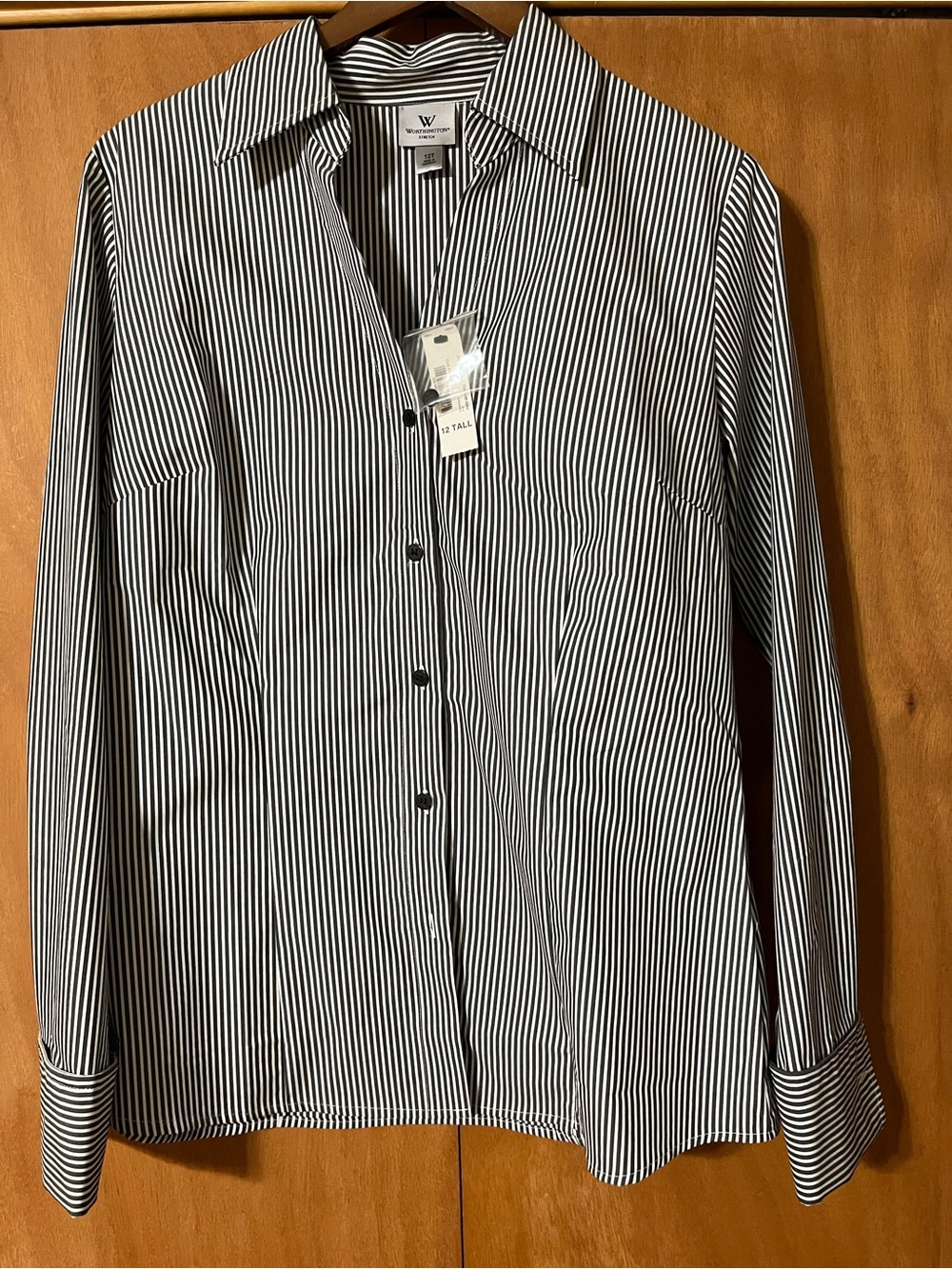 NWT Worthington 12T Stretch Blouse - classic!